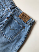 Carica l&#39;immagine nel visualizzatore di Gallery, Gonna vintage Levi&#39;s di jeans tg 32
